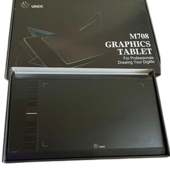 UGEE M780 Graphics Tablet with Extra Accessories - Open Box Never Used - Picture 3 of 6